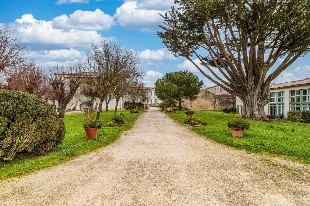 Studio Martin - Welkeys Saint-Martin-de-Ré Exterior photo